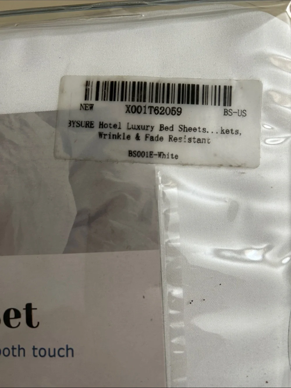 N/A white bedding